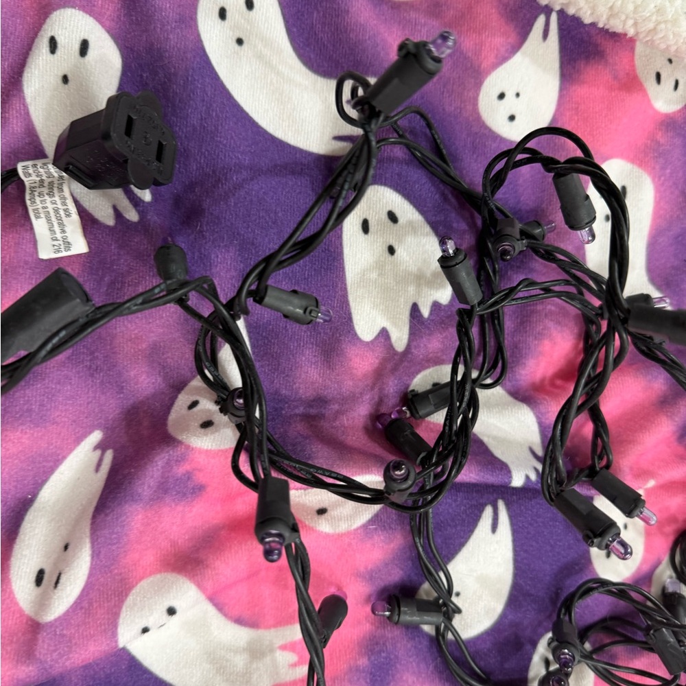 50 Purple Halloween String Lights